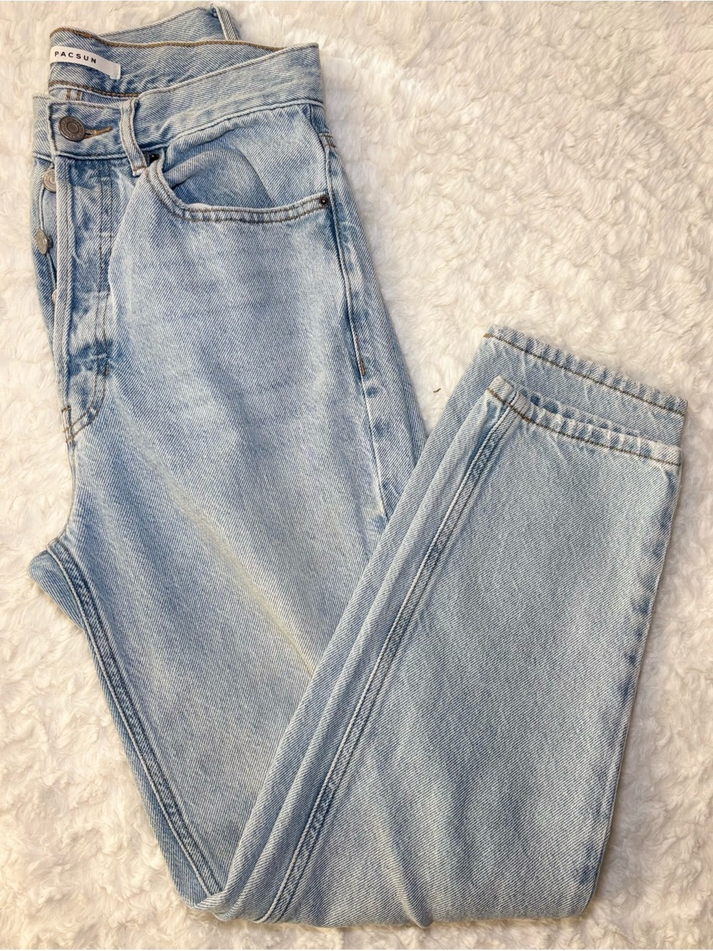 PacSun Light Wash High-Rise Women's Jeans